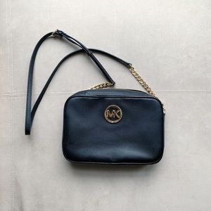 Michael Kors Cross Boody Purse